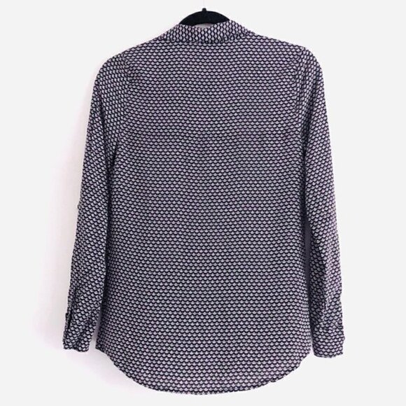 Splendid Long Sleeve Top Blouse M Tabbed Printed Pattern Rounded Hem - Picture 6 of 9